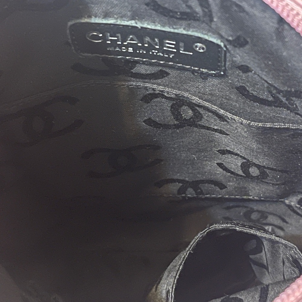 Authentic Chanel Cambon crossbody quilted Pink & black lambskin Y2K EUC - Picture 14 of 16